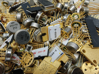 разные импортные микросхемы с позолотой кг 